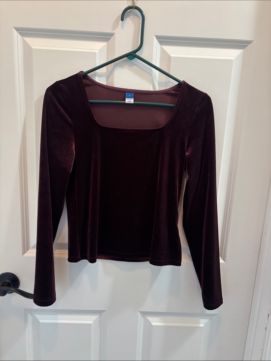 Old Navy Tops - Old Navy Velvet Square-Neck Long Sleeve Top in Burgundy